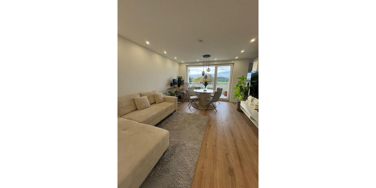 Luxuriöse und kernsanierte 2 Zimmer Wohnung 2 zimmer