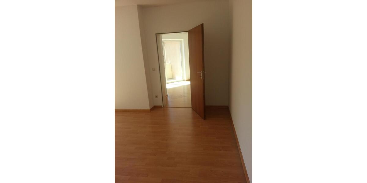 attraktive 2-Zi-Wohnung in Düsseldorf-Zoo (Flingern) unmöbliert zimmer