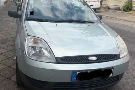 Ford Fiesta 198.519 km 1.499 &euro; Remscheid 42859