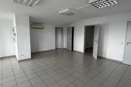 Niederkassel-Mondorf Büroeinheit mit ca. 100m², 1-2 Büros, Küche, WC, Besprechungsraum und Lager! zimmer
