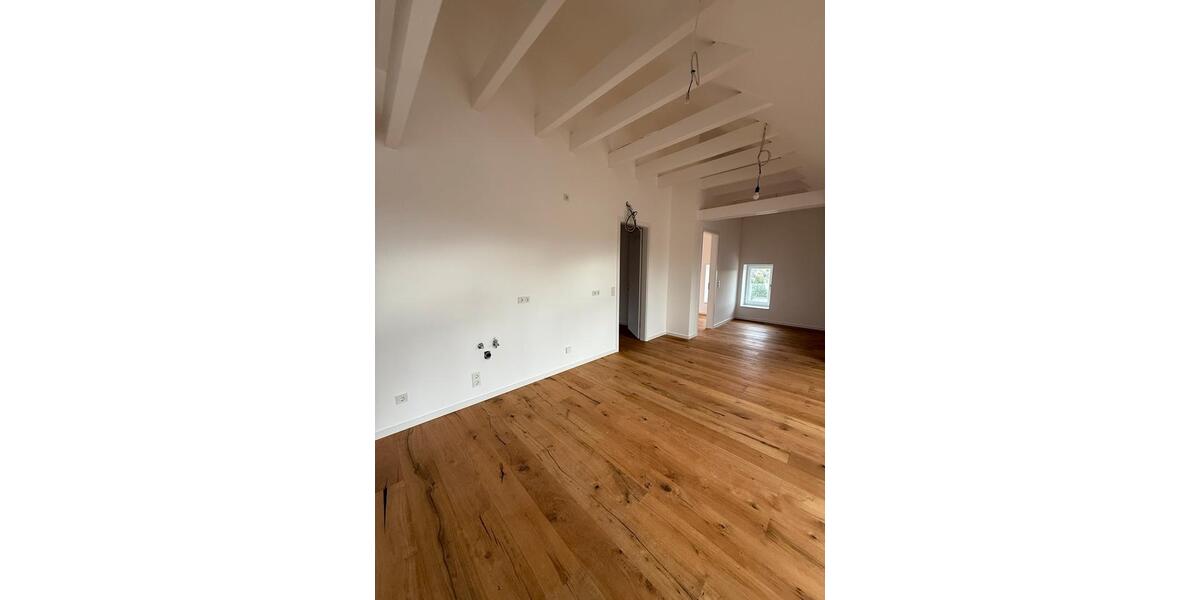 Moderne Wohnung mit effizienter Wärmepumpe und Aufzug zimmer