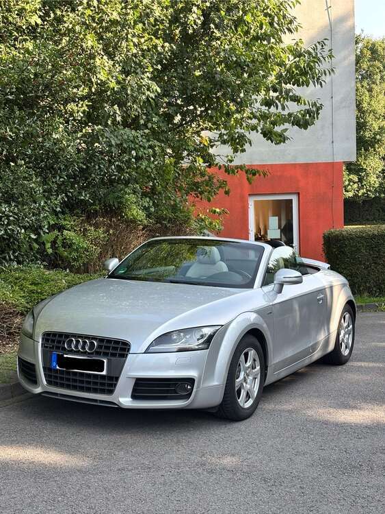 TT