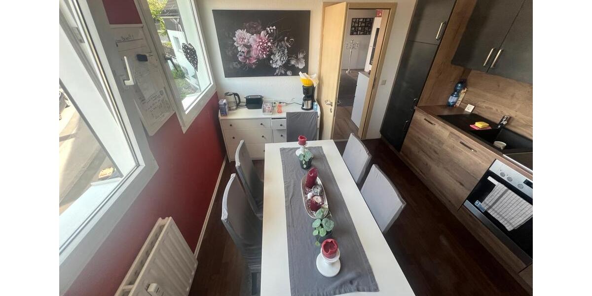 Dachgeschoßwohnung Lindlar - 3 Zimmer, 95 m&sup2;, 800&euro; | Angebot:26670821