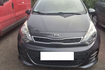 Kia Rio 76.000 km 7.250 &euro; Köln 50829