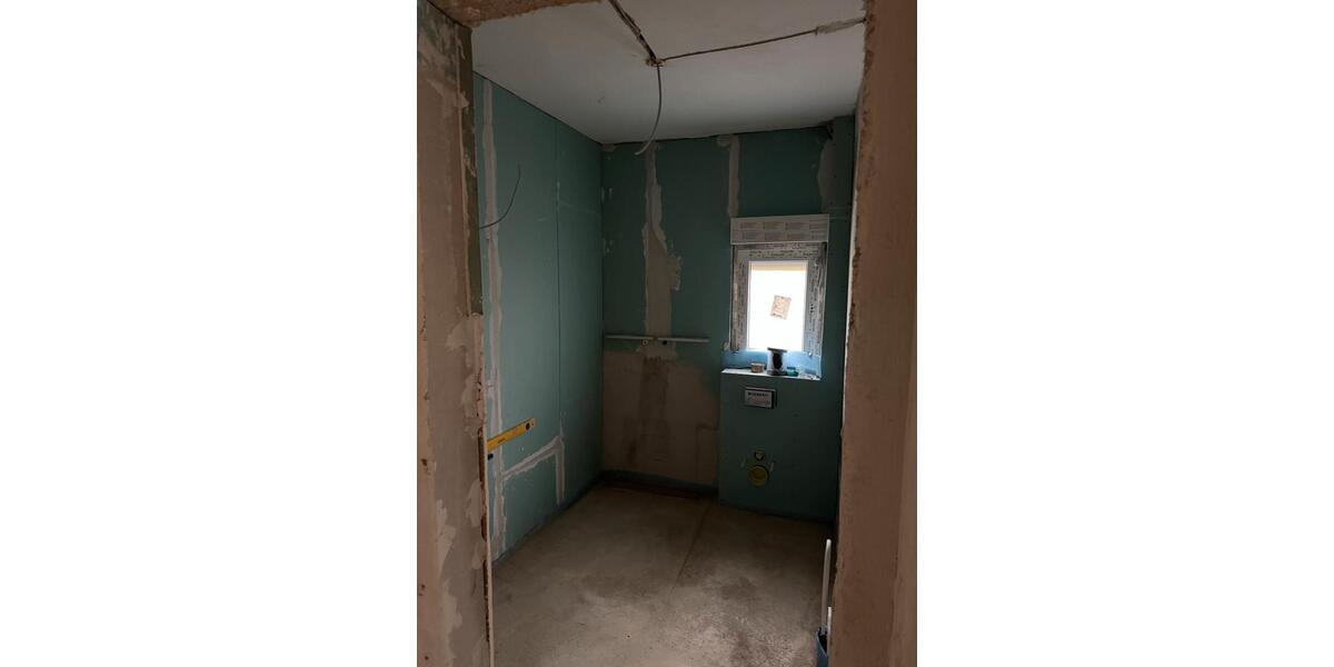 Dachgeschoßwohnung Overath - 3 Zimmer, 65 m&sup2;, 1.100&euro; | Angebot:23757466