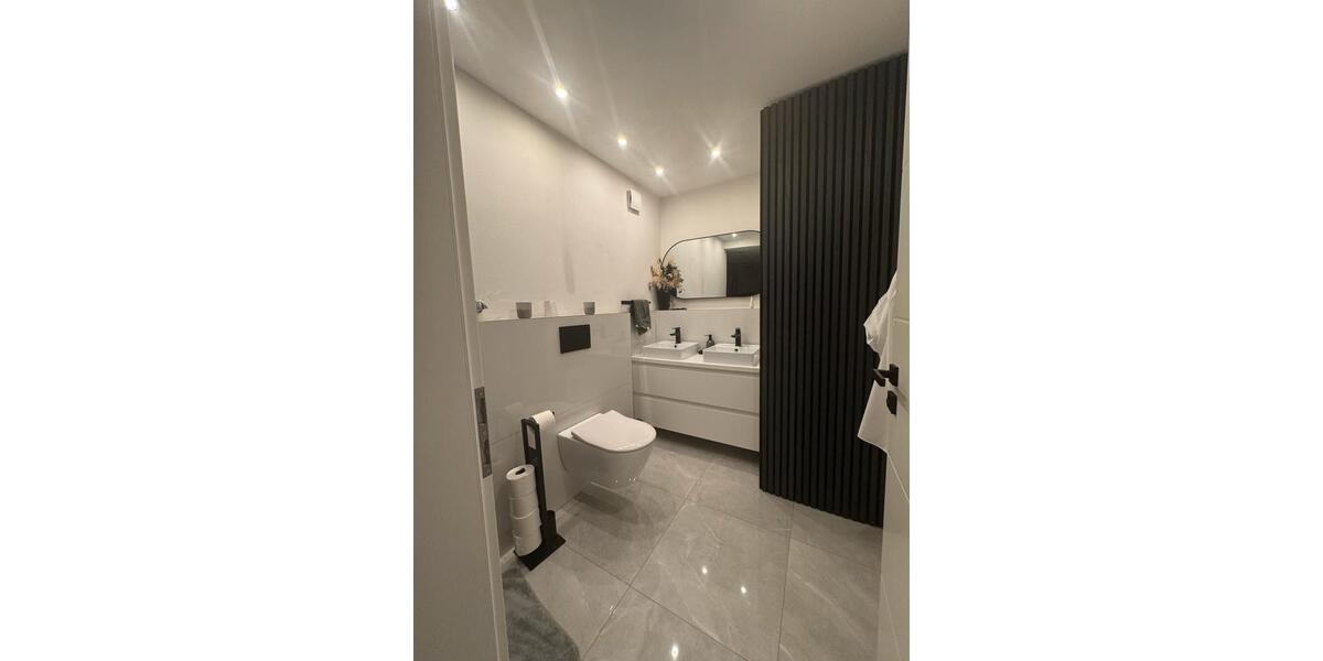 Moderne Kernsanierte 3 Zimmerwohnung 3 zimmer