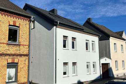 Haus Sankt Augustin - 5.5 Zimmer, 103 m&sup2;, 549.000&euro; | Angebot:25215222