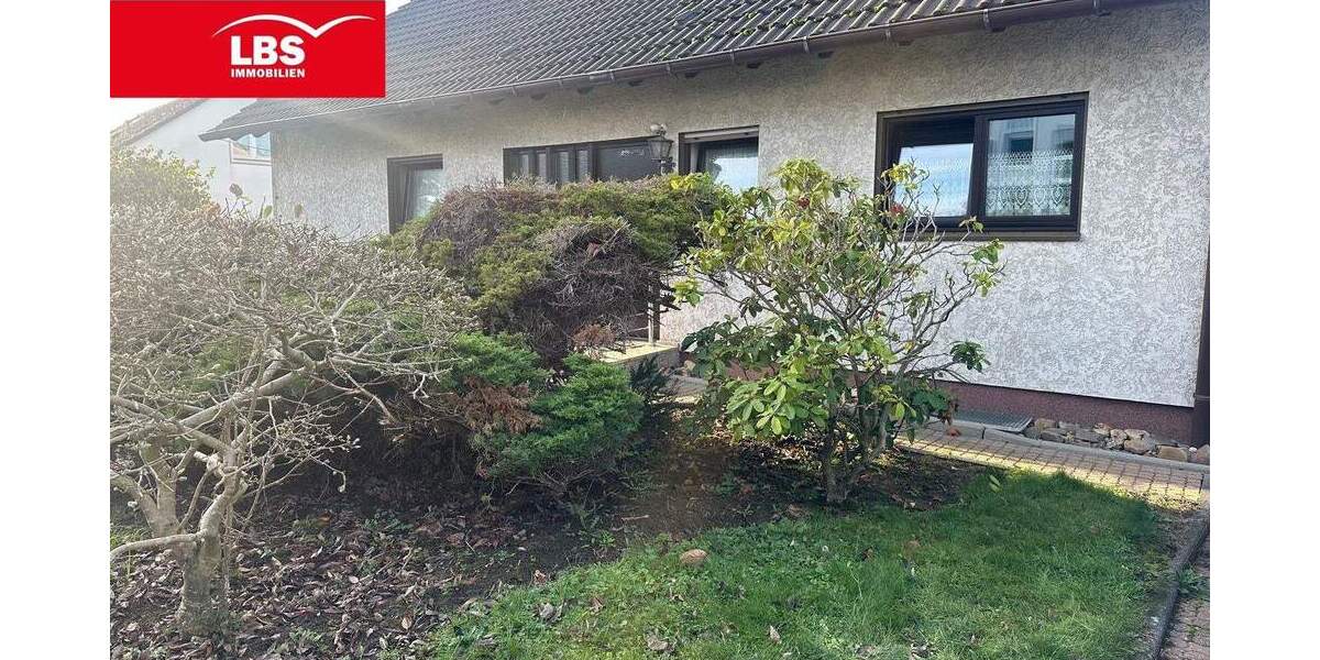 Großzügiges Einfamilienhaus mit Einliegerwohnung in Leverkusen Bürrig! 5 zimmer