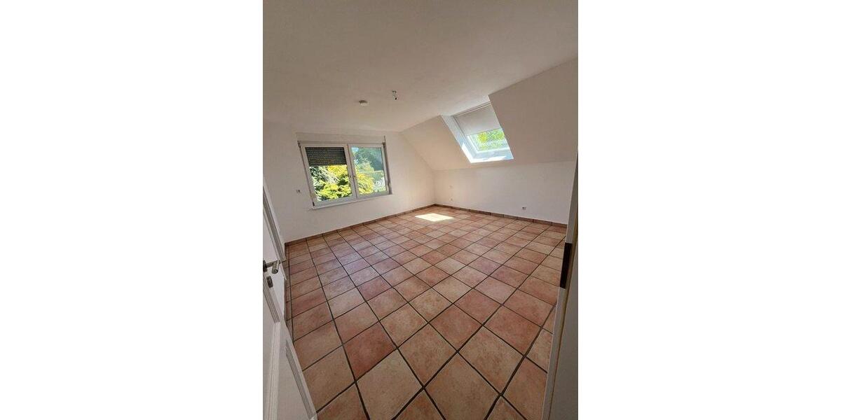 Etagenwohnung Overath - 2.5 Zimmer, 75 m&sup2;, 900&euro; | Angebot:26604530
