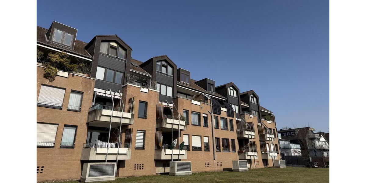 Maisonettenwohnung Bergisch Gladbach Gronau - 3 Zimmer, 125 m&sup2;, 1.300&euro; | Angebot:25293131