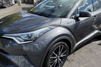 Toyota C-HR 100.670 km 16.700 € Köln 51109