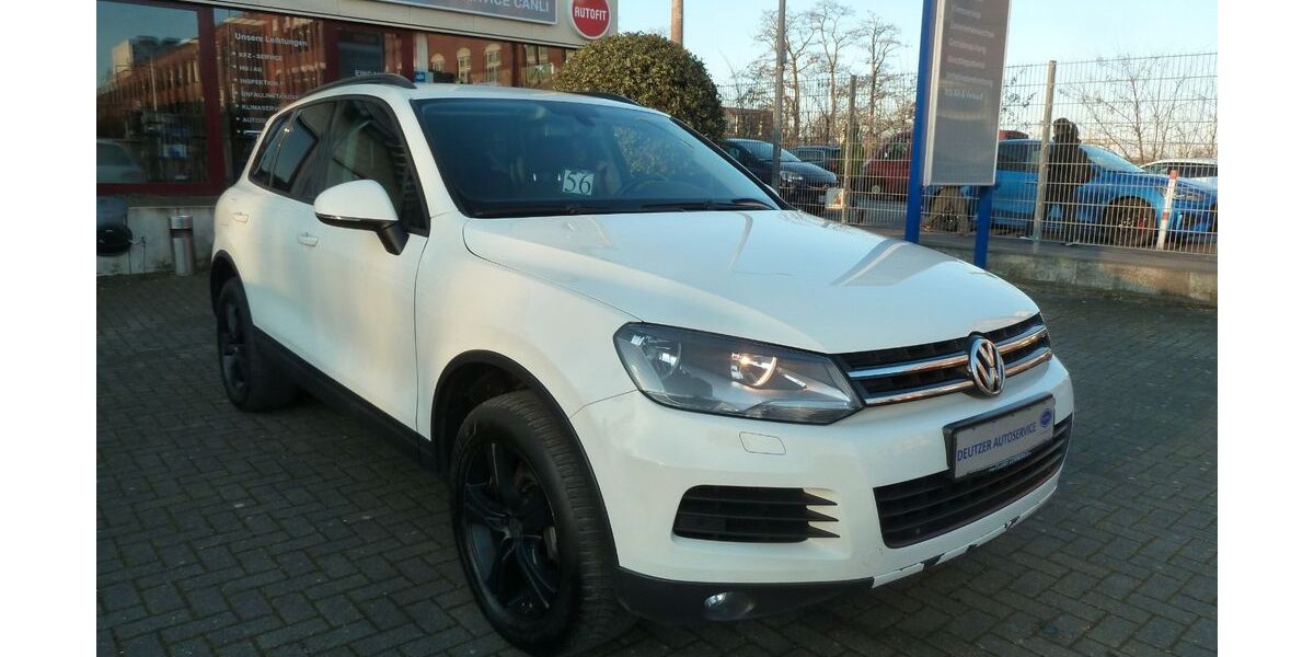 VW Touareg 243.955 km 7.890 &euro; Köln 51063