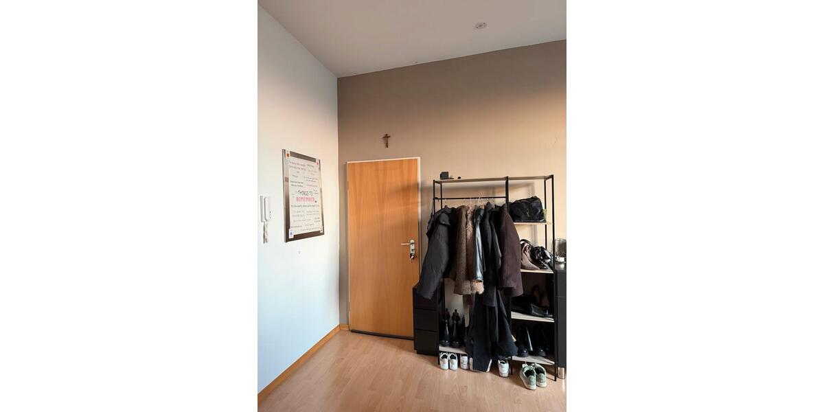 Etagenwohnung Neuss - 3 Zimmer, 53 m&sup2;, 1.000&euro; | Angebot:26238734