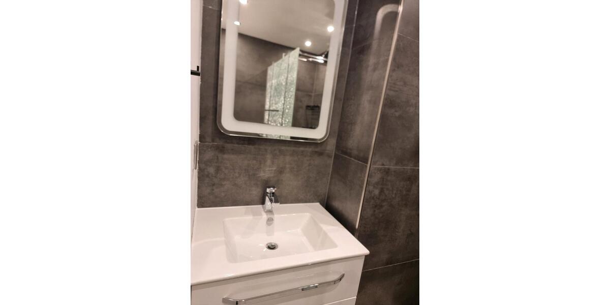 Etagenwohnung Langenfeld (Rheinland) - 4 Zimmer, 98 m&sup2;, 301.000&euro; | Angebot:26967538
