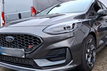 Ford Fiesta 36.000 km 21.400 &euro; Lindlar 51789
