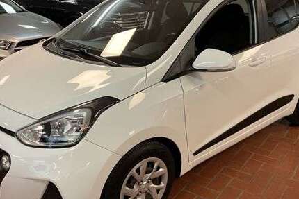 Hyundai i10 57.000 km 9.490 &euro; Wülfrath 42489