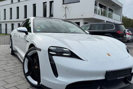 Porsche Taycan 79.000 km 86.990 &euro; Köln 51105