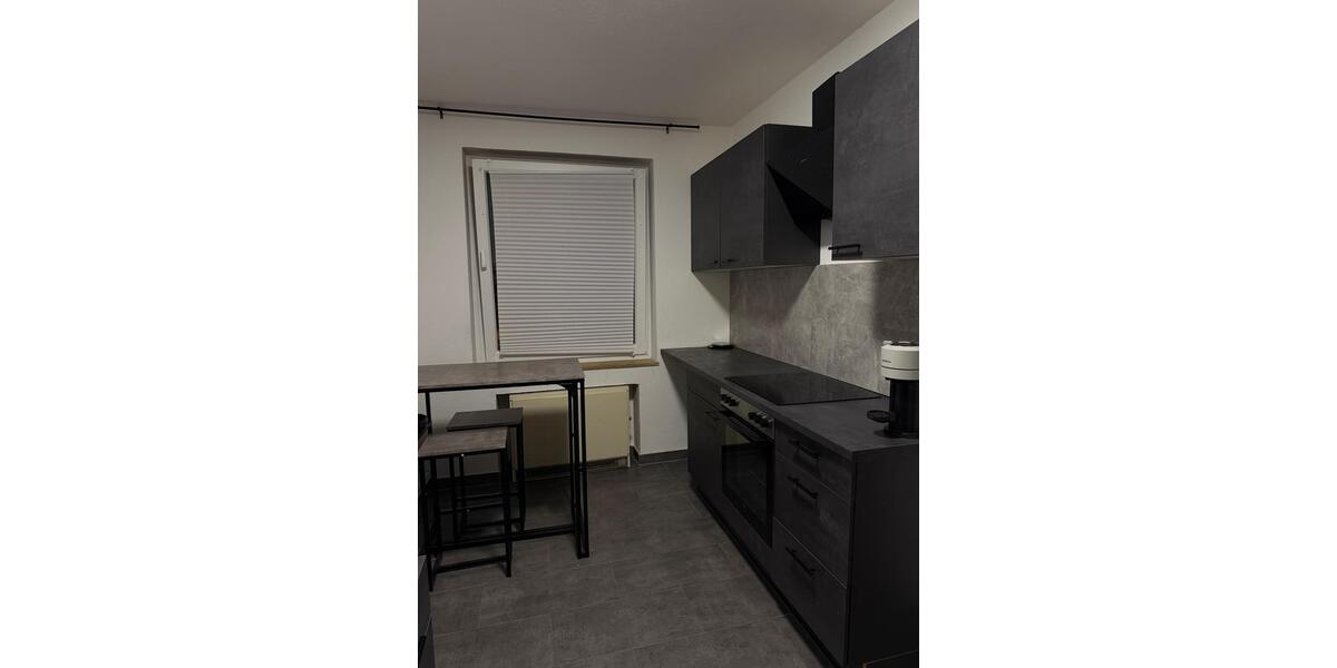 Etagenwohnung Düsseldorf Oberbilk - 3 Zimmer, 94 m&sup2;, 1.278&euro; | Angebot:26385455