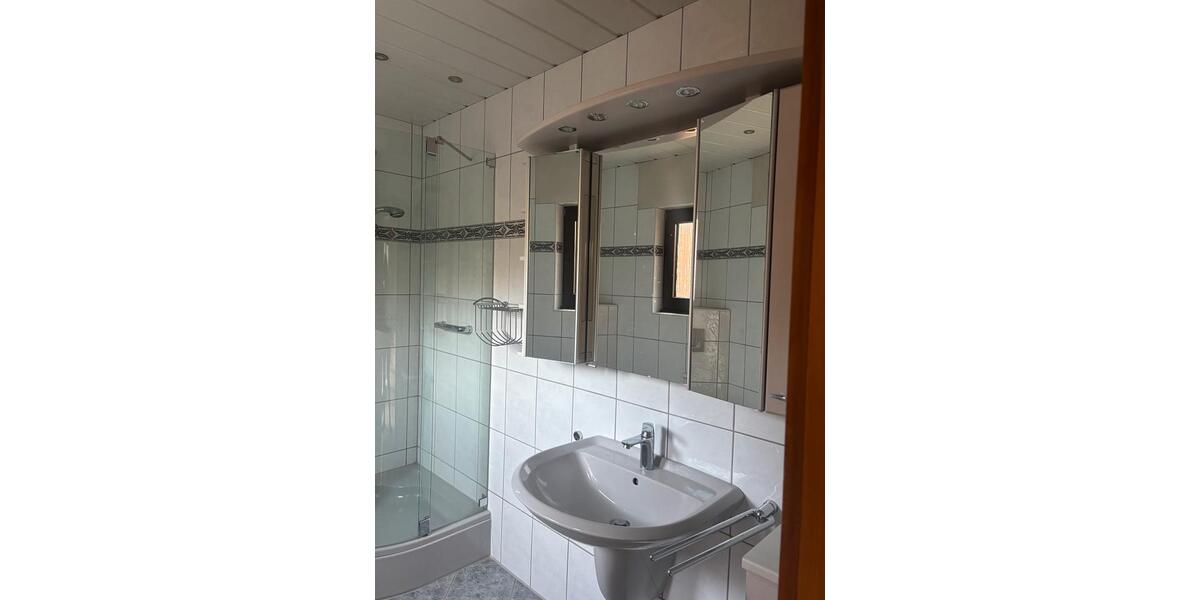 Doppelhaushälfte Bergheim - 7 Zimmer, 175 m&sup2;, 399.000&euro; | Angebot:24849589