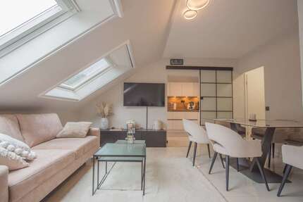 Wohnung zum Kaufen in Dormagen Delrath 240.000 € 60 m² 3 zimmer