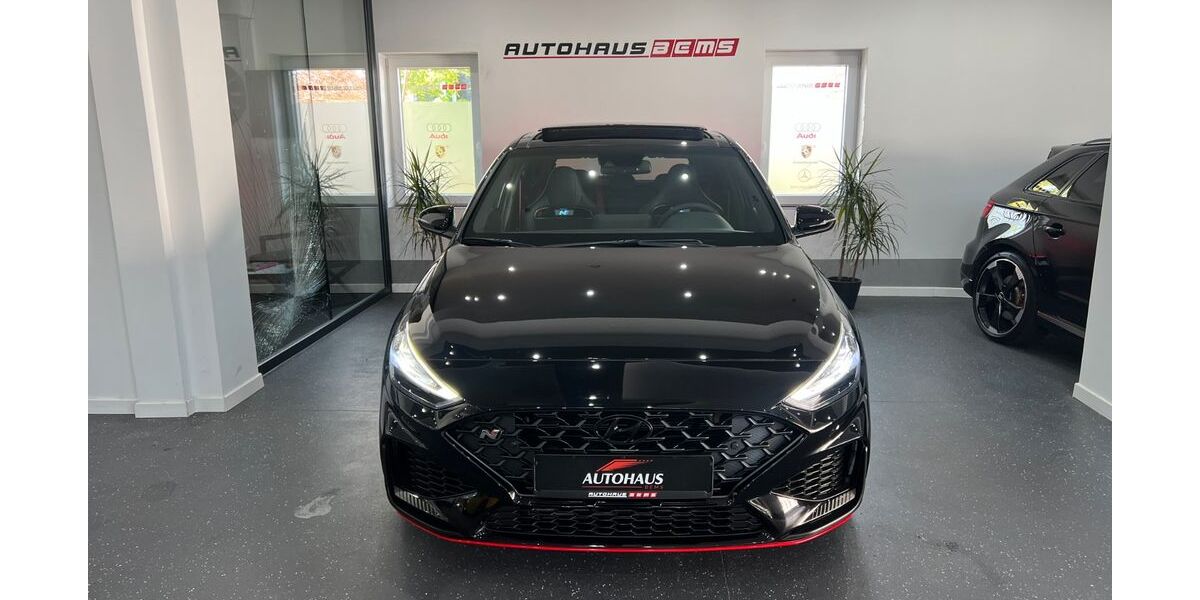 Hyundai i30 5.254 km 41.900 &euro; Remscheid 42857