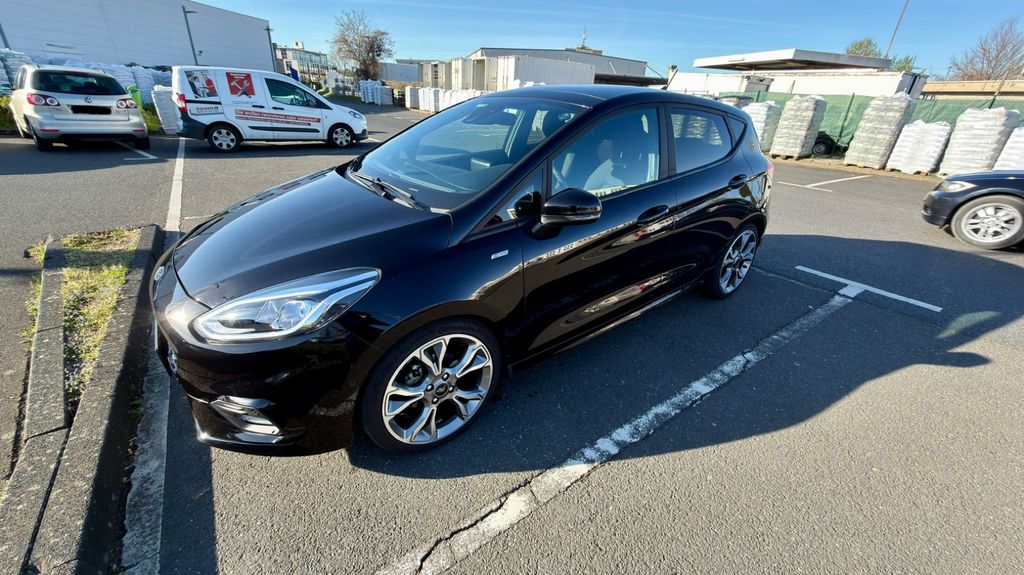 Ford Fiesta 13.000 km 15.299 &euro; Köln 50859