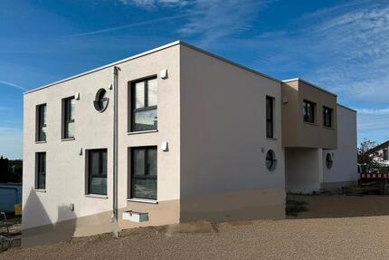 Wohnung Burscheid - 4 Zimmer, 121 m&sup2;, 1.787&euro; | Angebot:26226650