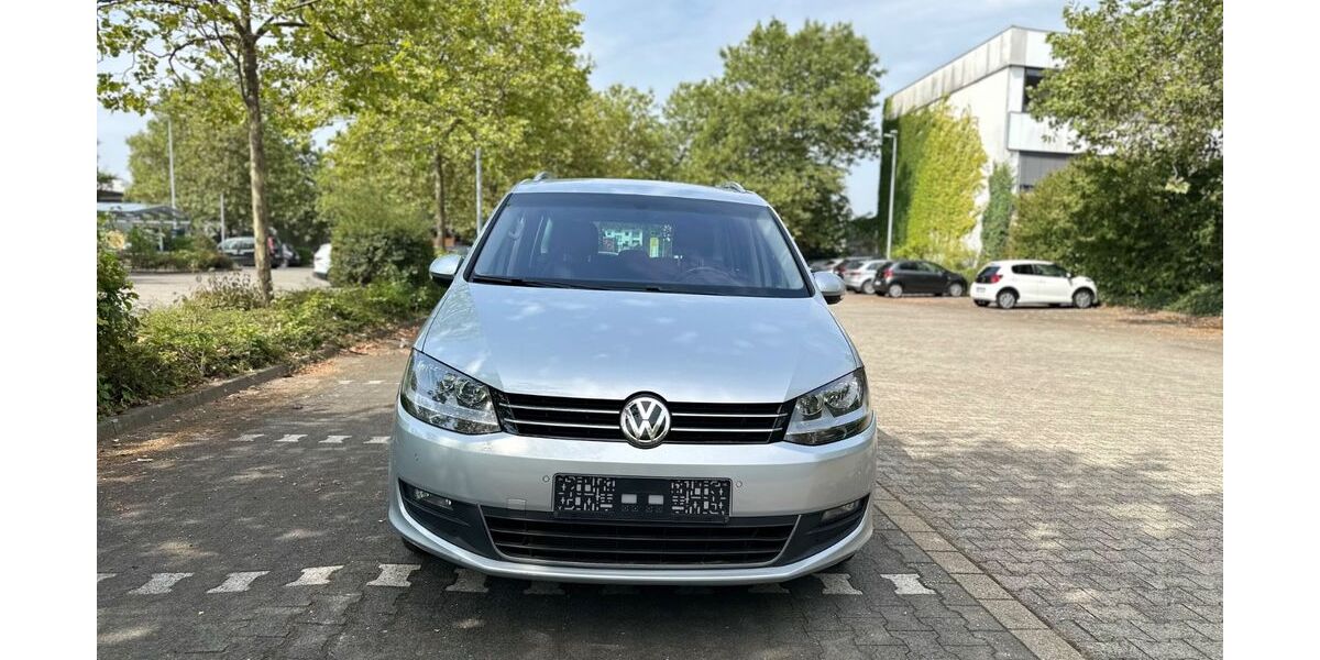VW Sharan 202.000 km 12.800 &euro; Neuss 41460