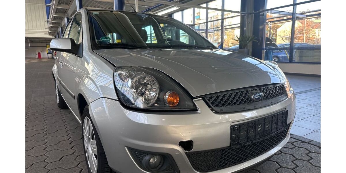 Ford Fiesta 106.000 km 2.500 &euro; Brühl (Nähe Köln) 50321