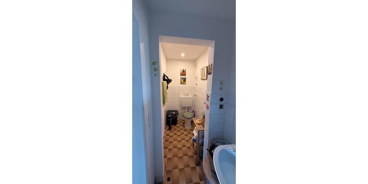 Dachgeschoßwohnung Düsseldorf Derendorf - 1 Zimmer, 25 m&sup2;, 500&euro; | Angebot:26384284