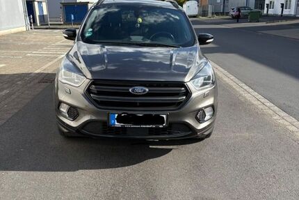 Ford Kuga 101.000 km 16.500 &euro; Bergisch Gladbach 51469