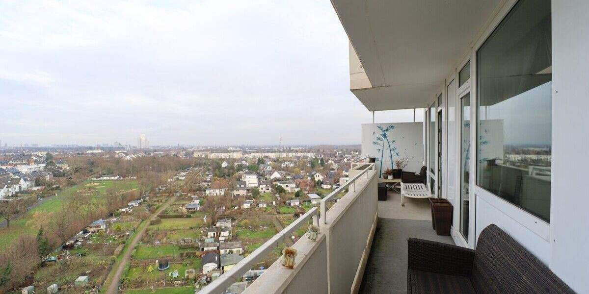 ... und vom Balkon die 