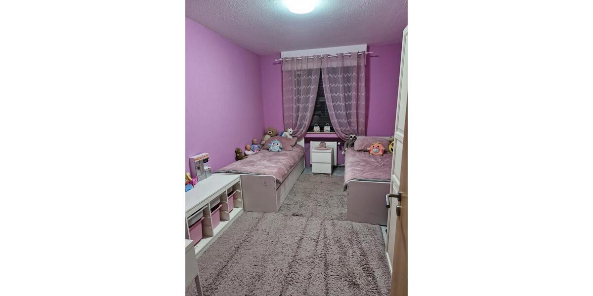 Attraktiver vermietete 4 Zimmer Wohnung Zu verkaufen 4 zimmer