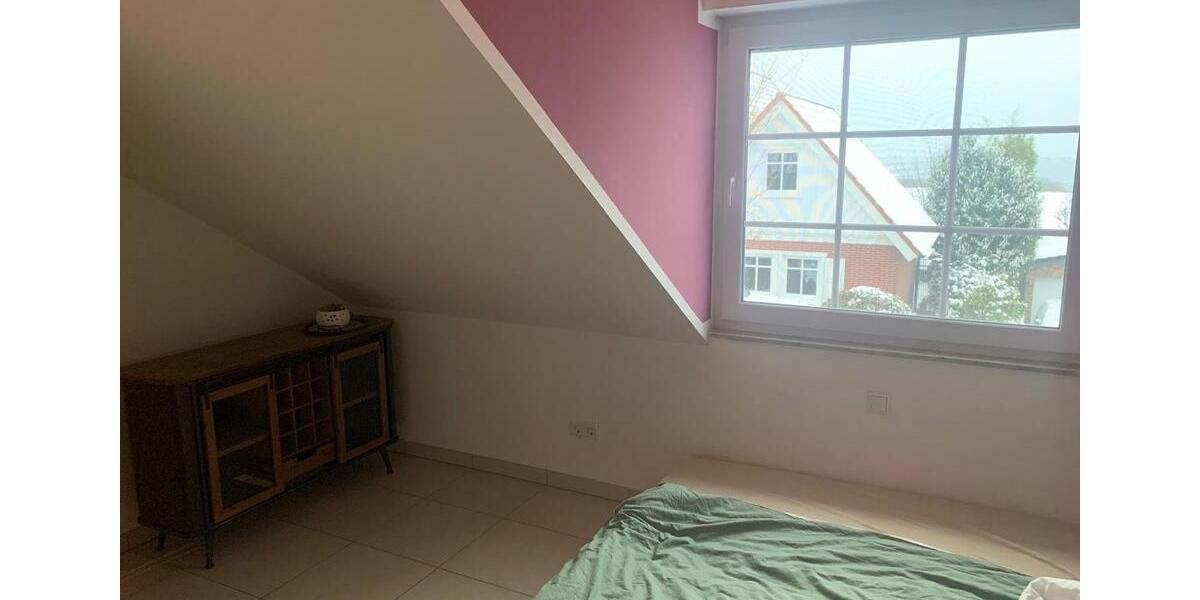 Dachgeschoßwohnung Overath - 2 Zimmer, 83 m&sup2;, 1.049&euro; | Angebot:24488192