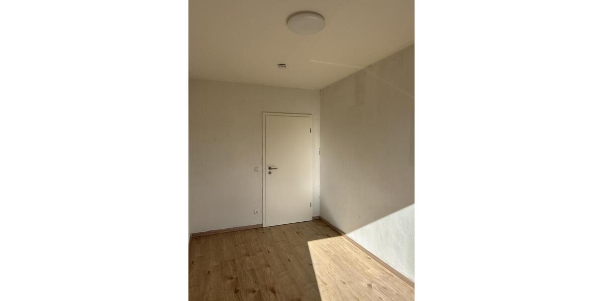 Etagenwohnung Monheim am Rhein - 3 Zimmer, 68 m&sup2;, 739&euro; | Angebot:25601195