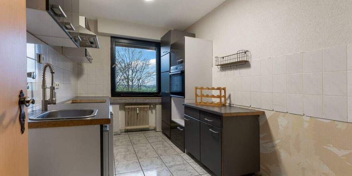 Etagenwohnung Bergheim Ahe - 4 Zimmer, 90 m&sup2;, 110.000&euro; | Angebot:23961489