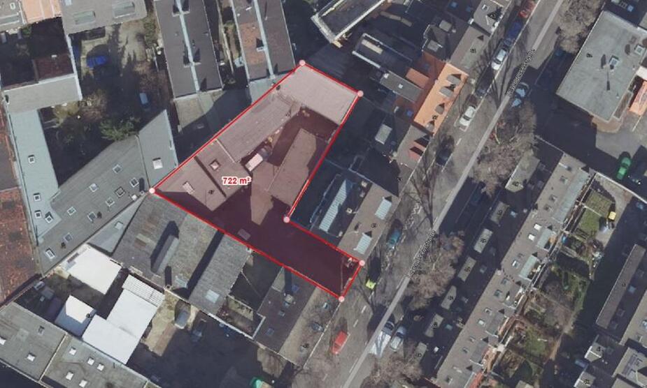 Mehrfamilienhaus, Gewerbeflächen und Baulücke in Köln-Ehrenfeld