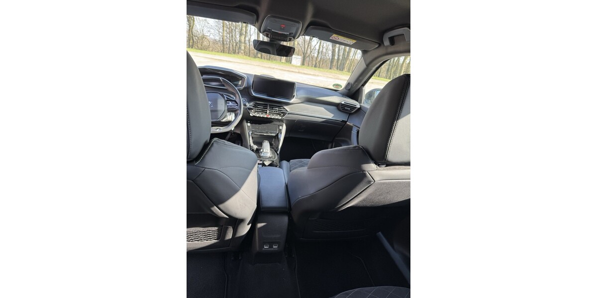 Peugeot 2008 70.200 km 19.000 &euro; Remscheid 42853