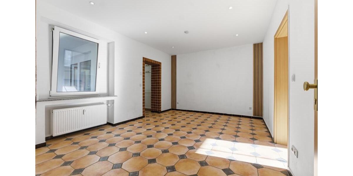 Mehrfamilienhaus, Wohnhaus Köln Heimersdorf - 10 Zimmer, 209 m&sup2;, 699.000&euro; | Angebot:26405452