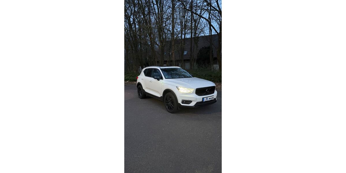 Volvo XC40 62.500 km 27.999 &euro; Neuss 41466