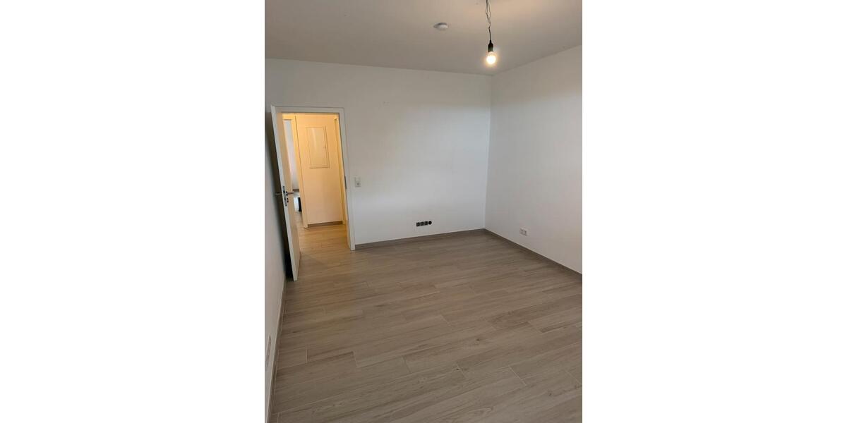 Etagenwohnung Solingen - 2 Zimmer, 53 m&sup2;, 829&euro; | Angebot:26414708