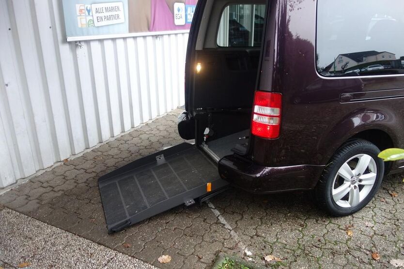VW Caddy Maxi 126.500 km 21.900 € Wermelskirchen 42929