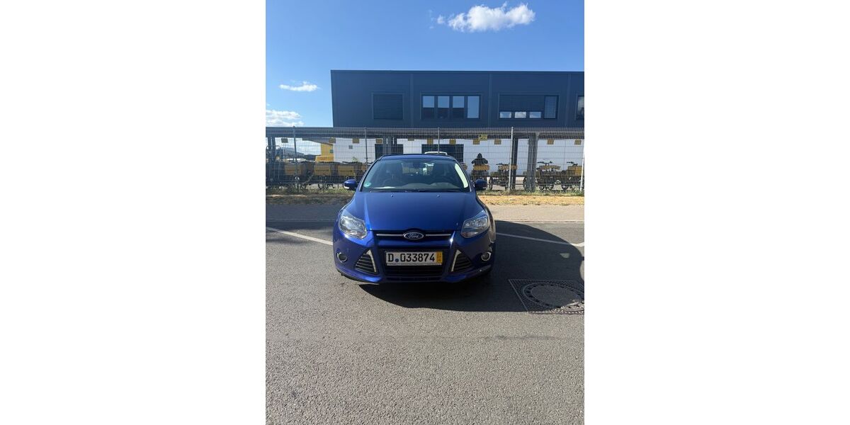 Ford Focus 151.213 km 4.500 &euro; düsseldorf 40625