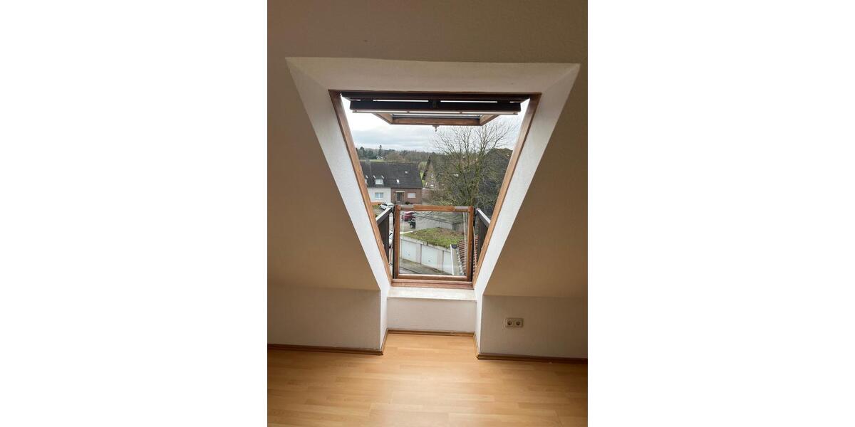 Maisonettenwohnung Bergheim Auenheim - 3 Zimmer, 84 m&sup2;, 1.050&euro; | Angebot:25025796