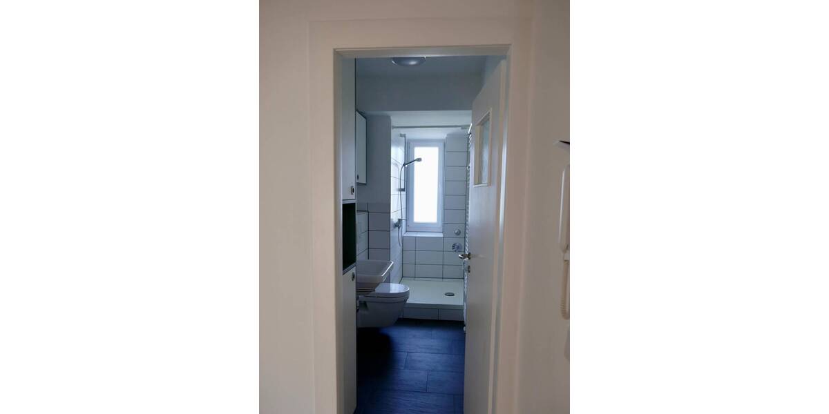 Etagenwohnung Düsseldorf Bilk - 3 Zimmer, 77 m&sup2;, 349.000&euro; | Angebot:26402212