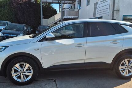 Opel Grandland (X)