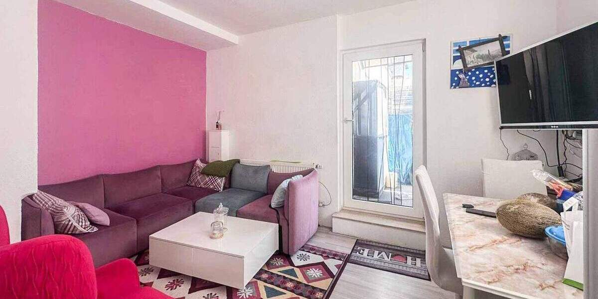 Charmante 2-Zimmer-Eigentumswohnung mit großer Dachterrasse und Denkmalschutz in Mülheim 3 zimmer