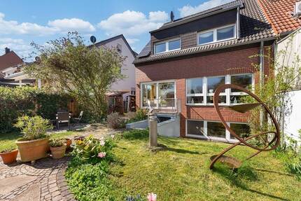 Idyllischer Familientraum im Kölner Norden - hier bleibt kein Wunsch offen!