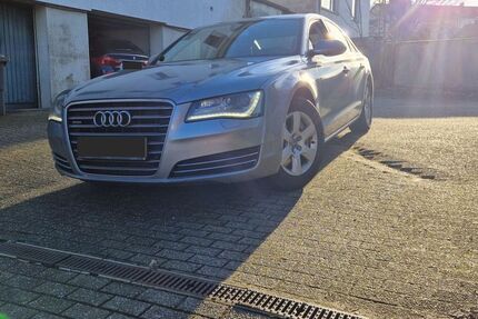 Audi A8 368.000 km 12.900 &euro; Burscheid 51399