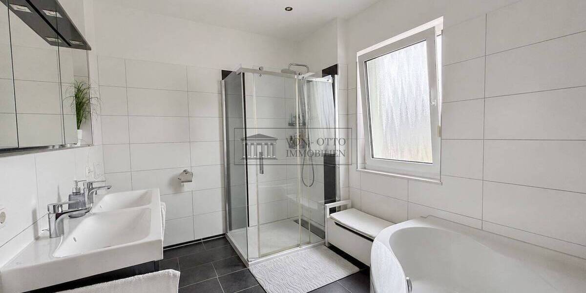 Mehrfamilienhaus, Wohnhaus Wesseling Keldenich - 6 Zimmer, 195 m&sup2;, 989.999&euro; | Angebot:26892915